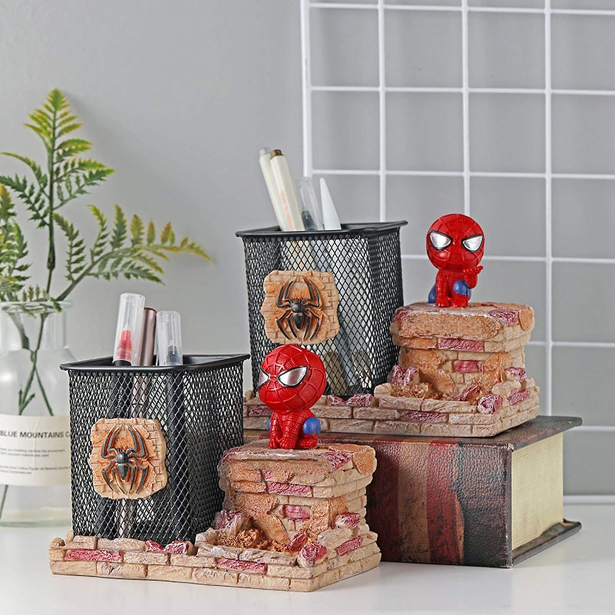 Pen Holder, Creative Novelty Office Desk Decorations Man Boy Girls Gadgets Pencil Holder Stationery Storage Box Desk Organizer Caddy for Office, Home Unique Gifts